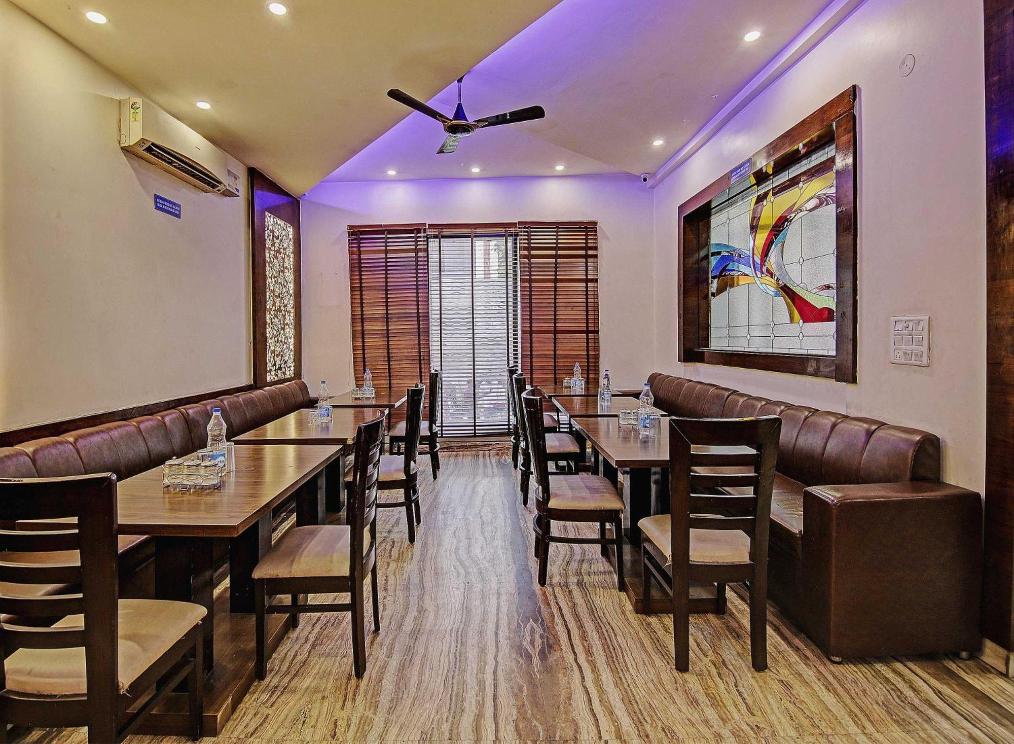 Townhouse Grand Inn Ghaziabad Exterior photo
